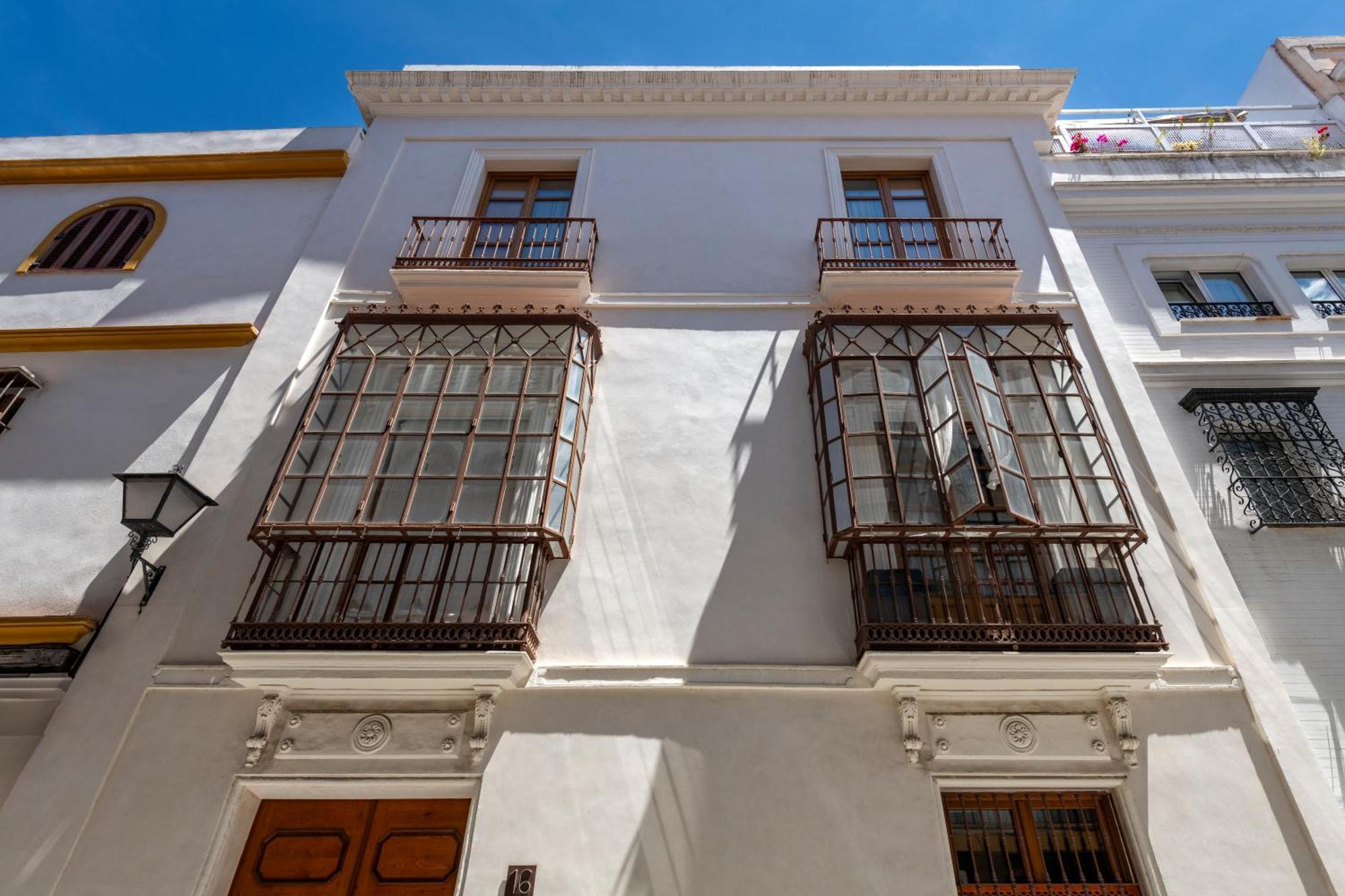 Magno Apartments Casa Del Correo Mayor I Seville Exterior photo
